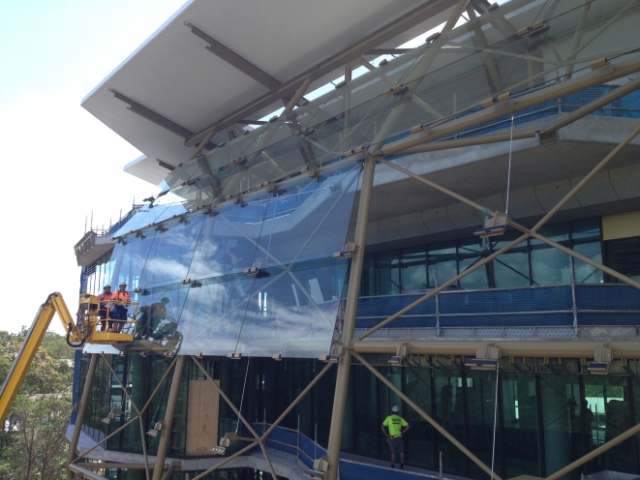 Installing the glass screen